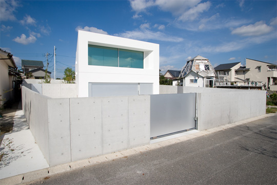 �i���j�A�}�m�@�R���c�Ə� �l