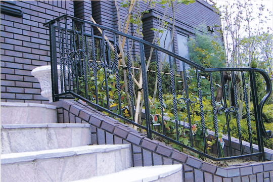 ������А�z�[���C���O �l