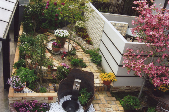 �L����ЕЎR�u���b�N �l