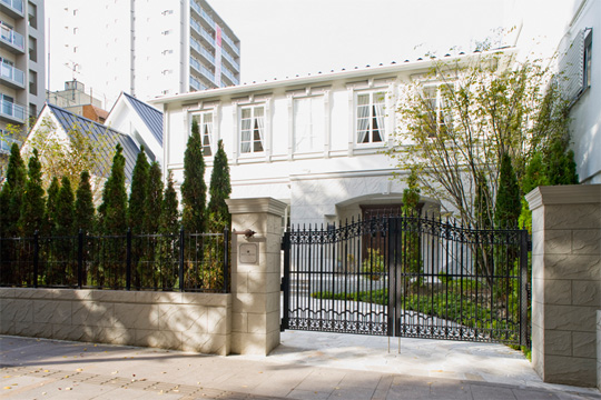 ������ЋZ�H �l