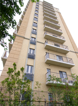 ������ЃA�y�b�N�X �l