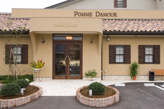 �L����Ѓv���U�f�U�C���R���T���^���g �l