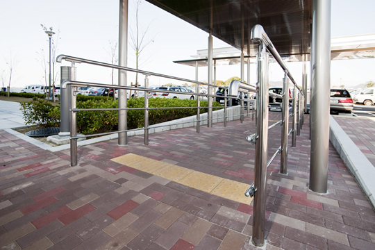 (��)�a�c���X �l