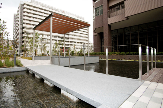 ������ЃA�X�m �l