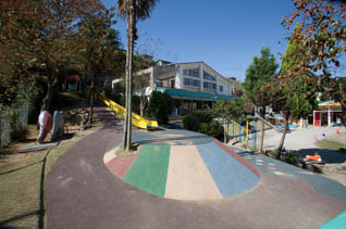 有限会社八つ葉園材 様