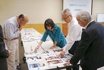 全国審査会風景